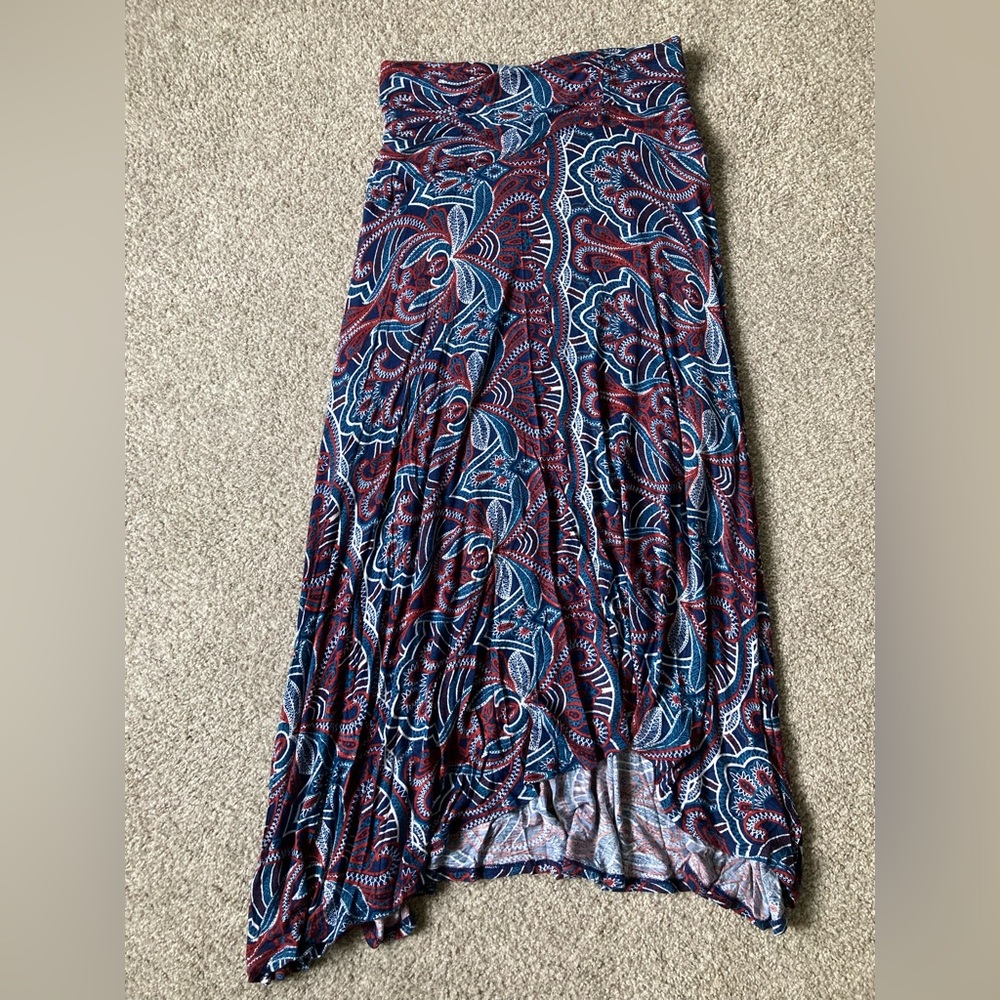 Size Women’s Medium / Maeve by Anthropologie soft flowy boho maxi skirt